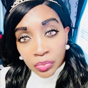 Meet your Posher, Sherry